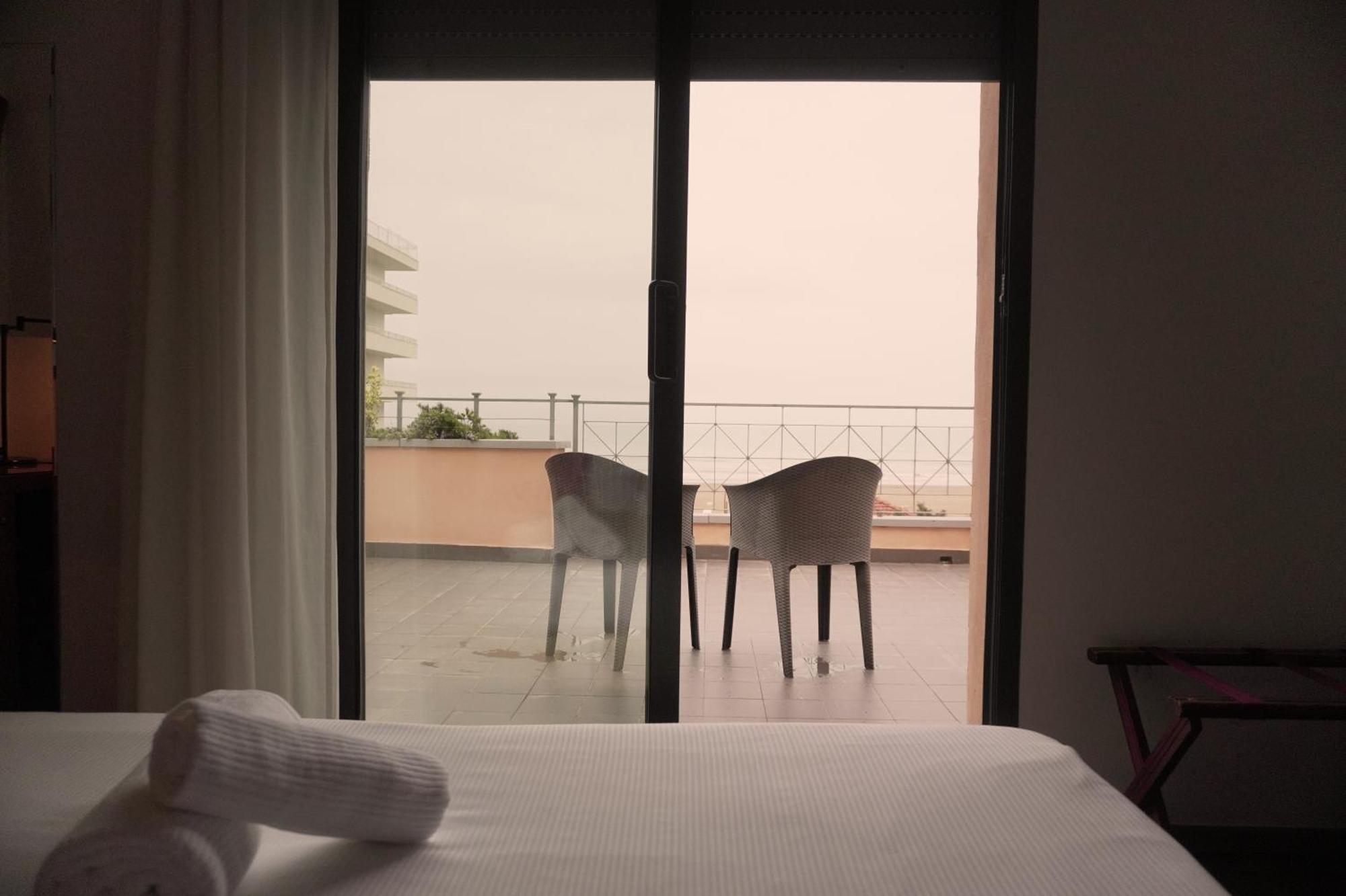 Hotel Nettunia Rimini Camera foto