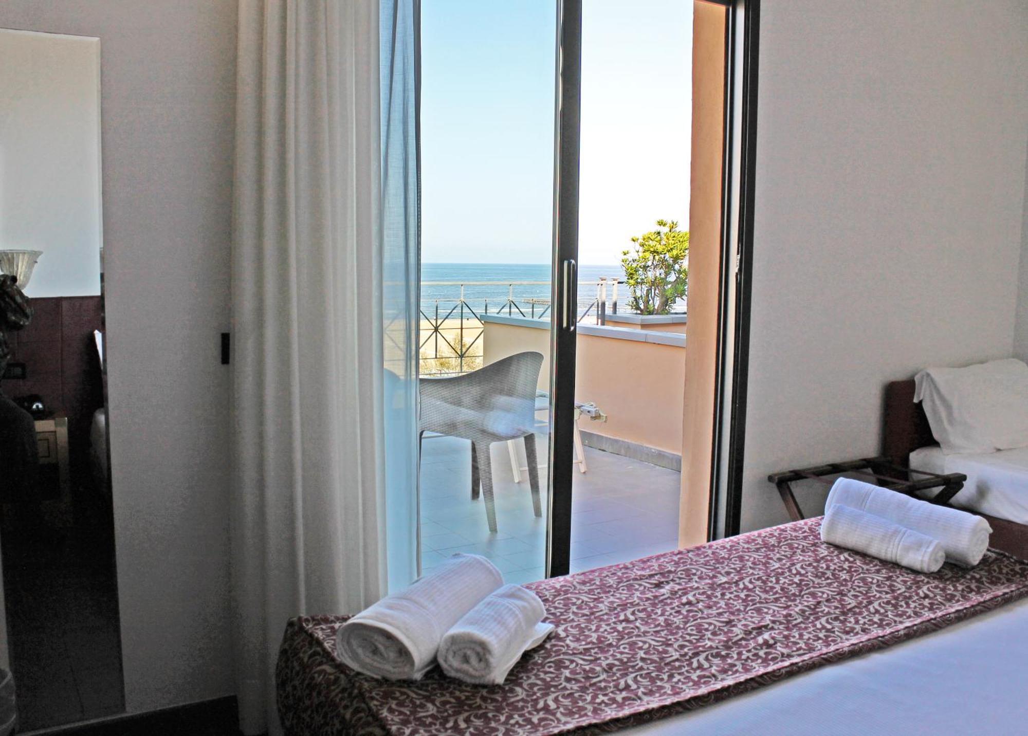 Hotel Nettunia Rimini Camera foto