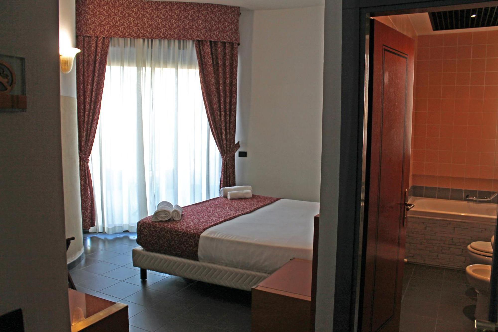 Hotel Nettunia Rimini Camera foto