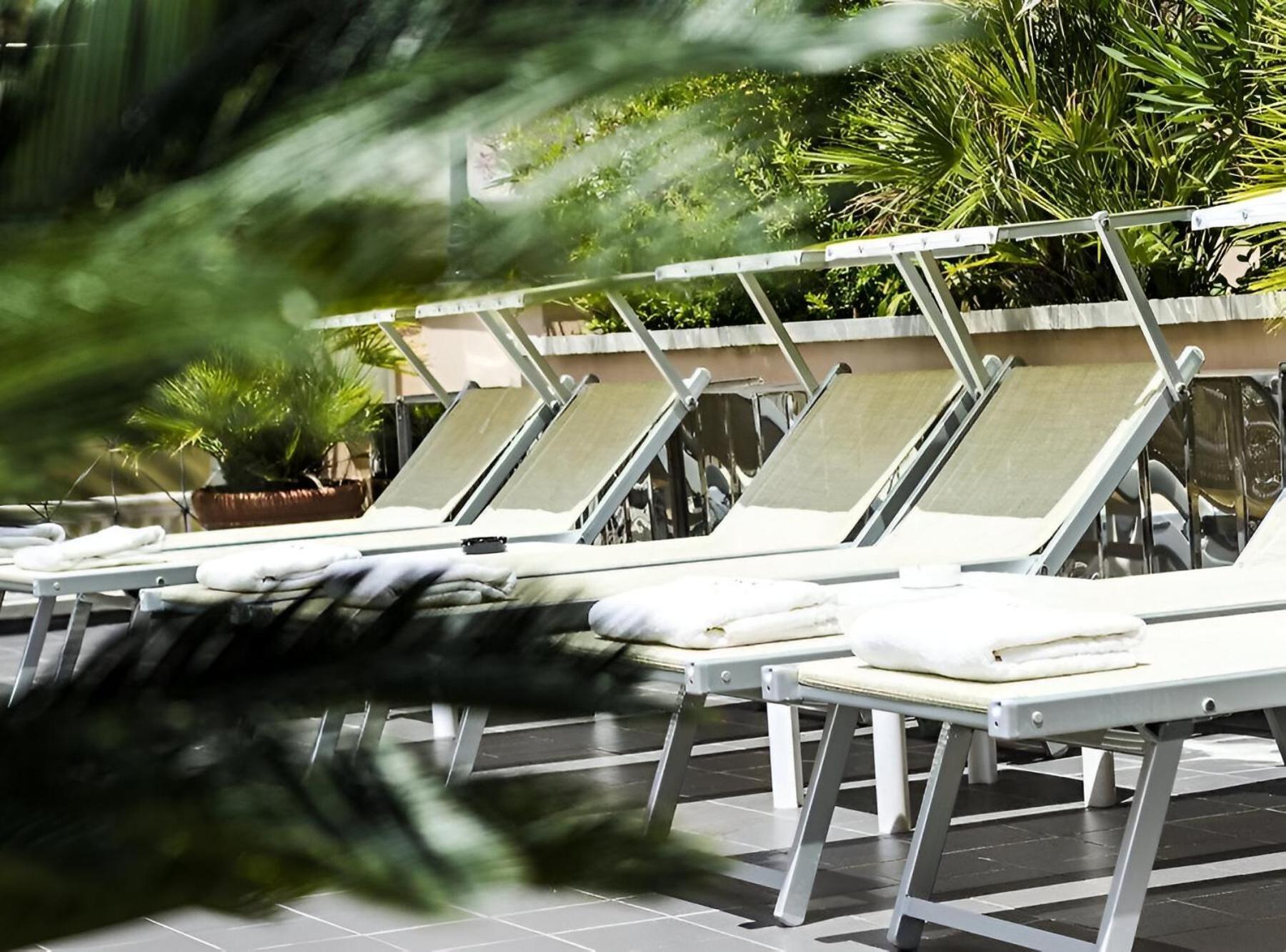 Hotel Nettunia Rimini Esterno foto